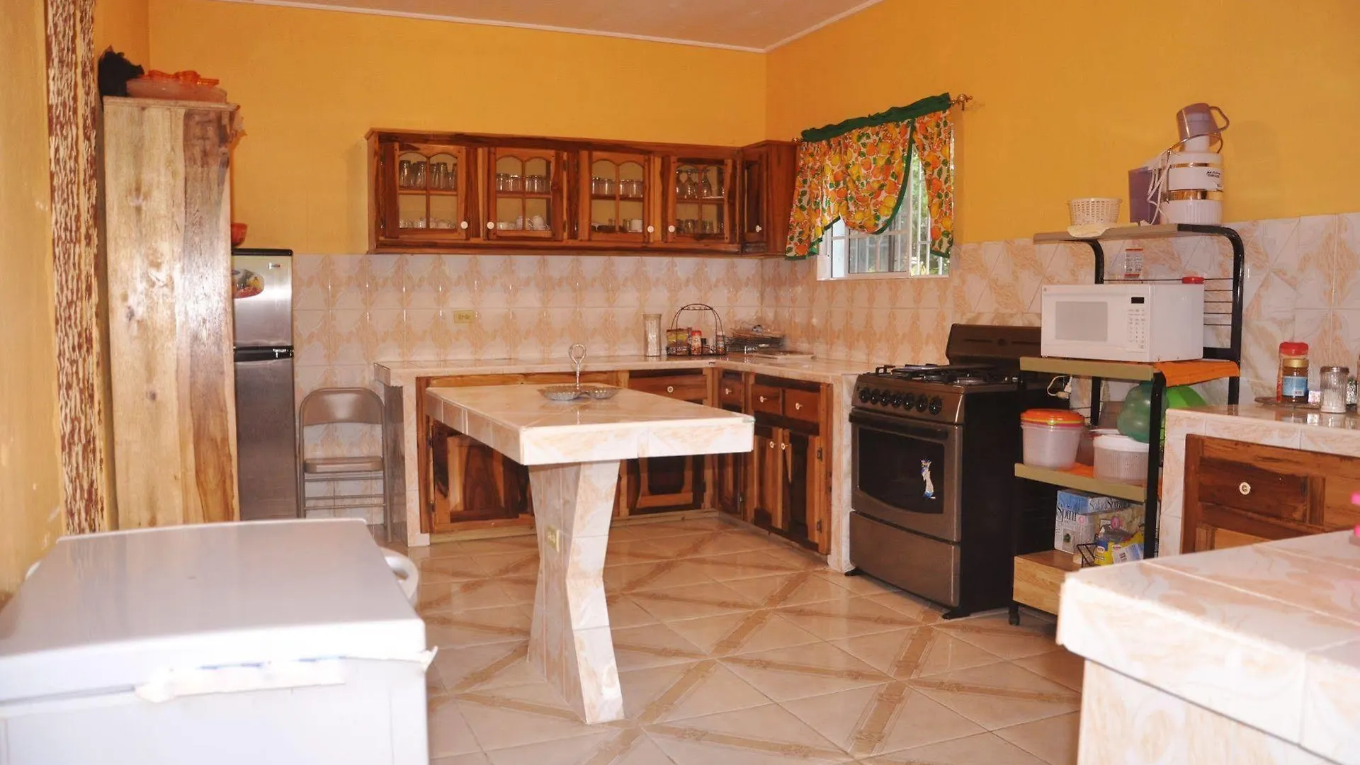 Bed & Breakfast Mom'S Village Resort Runaway Bay