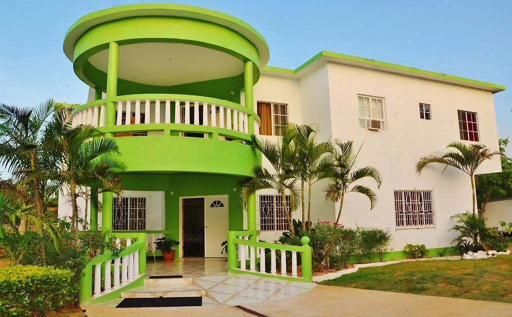 ** Bed & Breakfast Mom'S Village Resort Runaway Bay Jamaica